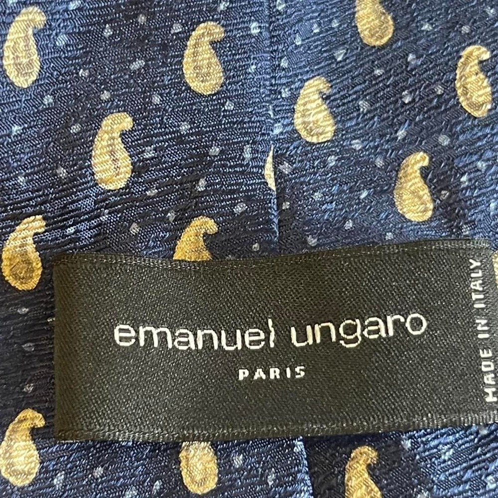 Emanuel Ungaro navy blue silk tie with gold paisley pattern - Picture 2 of 6